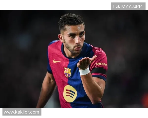 费兰托雷斯的足球之路:从青训新星到世界顶级前锋的成长历程 费兰托雷斯的足球之路:从青训新星到世界顶级前锋的成长历程