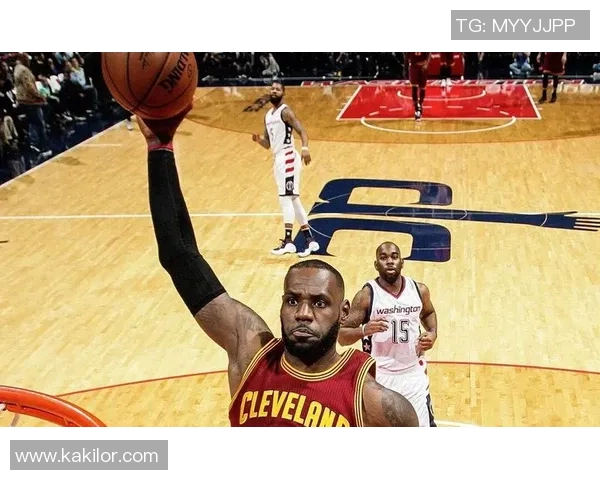 勒布朗詹姆斯：篮球巨星的传奇之路与未来展望