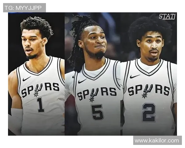 马刺与快船激战正酣4月23日精彩对决引发球迷热议 马刺与快船激战正酣4月23日精彩对决引发球迷热议