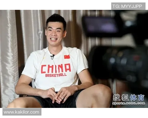 李慕豪：从篮球新星到职业生涯巅峰的成长之路与挑战