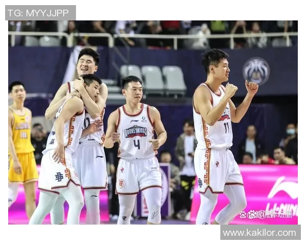 辽宁队与广州队激战正酣PPTVCBA1617赛季精彩回顾与分析